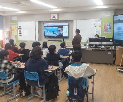 [국제교류수업] 대만 안씽초등학교와 SDGs공동교육과정 속 리사이클링 키링 만들기 체험하기