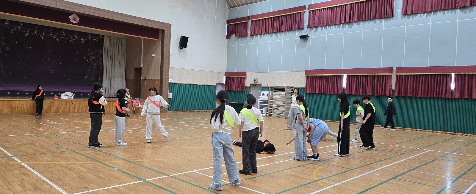 놀이체육-멀리뛰기