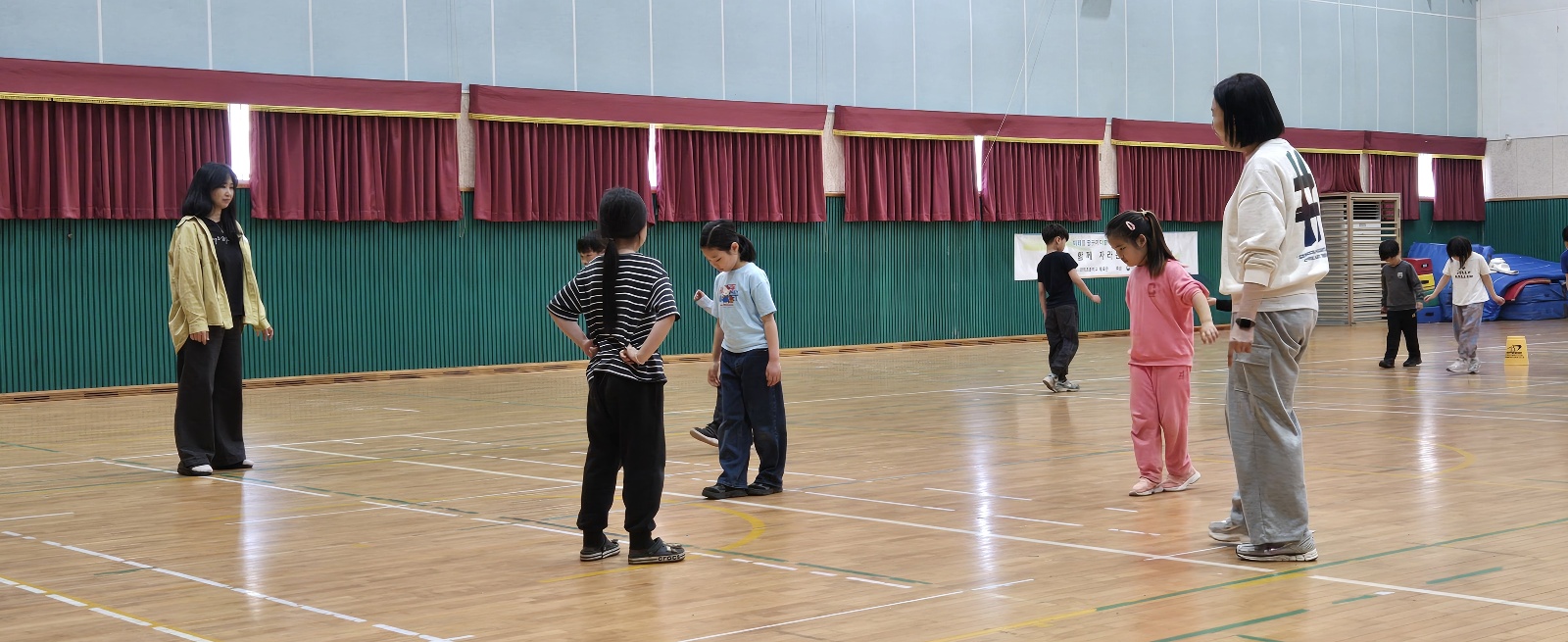 놀이체육-발줄걷기