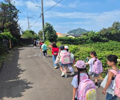 볼레낭개 마을의 과거과 현재를 만나다(2,3학년 마을 탐방)