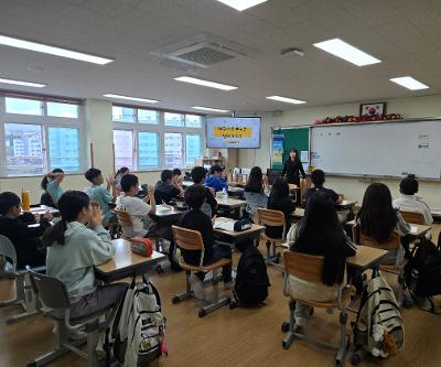 제주어 캘리그라피 체험 프로그램 운영