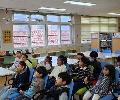 북촌초, ‘교장선생님과 함께하는 책 속으로 풍덩’ 운영