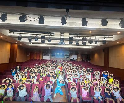 “무대에서 만난 예술과 환경 이야기” 전교생 뮤지컬 관람
