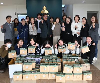 대정여자고등학교 학부모회, 고3 수험생 수능 응원 선물 전달