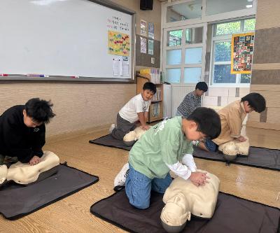 2학년 심폐소생술교육 실시