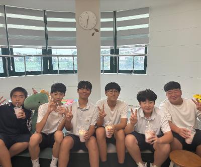 한림중학교, 위(Wee)로카페 행사 운영