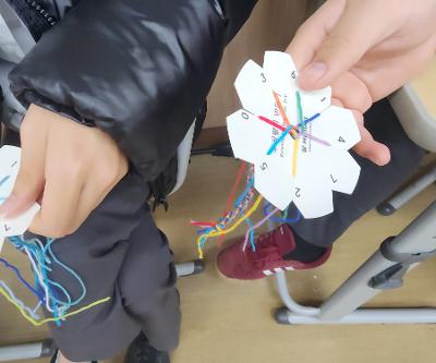 2025학년도 꿈끼탐색주간 활동_우정과 건강 팔찌 만들기