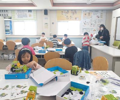 방과후프로그램 로봇과학  활동 모습