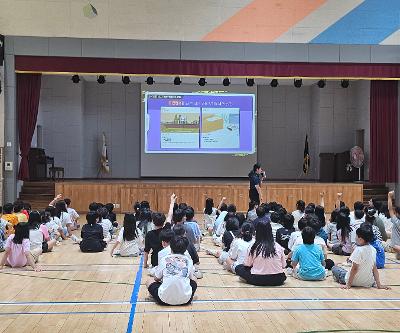 학교전담경찰관 초청 학교폭력예방교육 실시