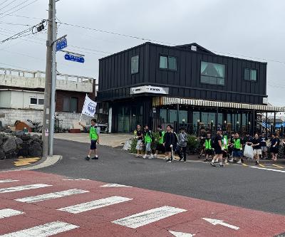 환경의 날 맞이, 사제동행 플로깅 행사