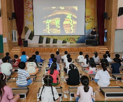 1학년 유초연계 샌드아트체험활동 실시