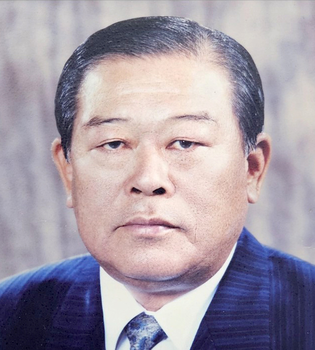 02이민형