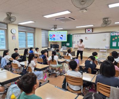 2학년, 인터넷스마트폰 과의존 예방교육 실시