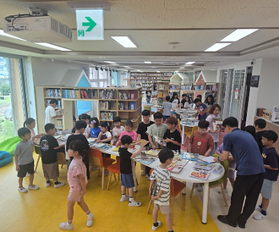 벚꽃나래 학교 도서관, 폐기 도서 나눔전