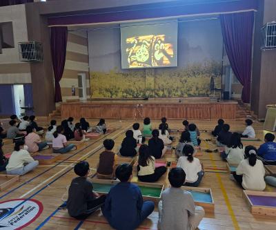 3학년, 찾아오는 체험학습(샌드아트) 체험