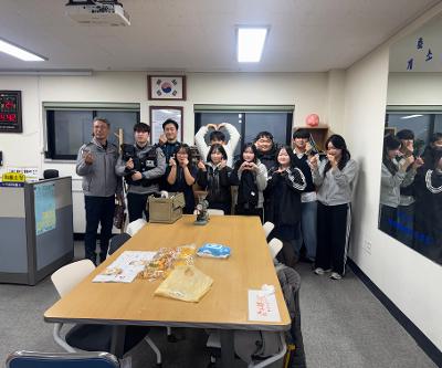 제주중앙고 바리스타 동아리, 아라파출소서 연말 맞이 커피나눔 봉사활동 진행