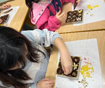 1학년, 평화교실 프로그램 운영(초콜릿 만들기)