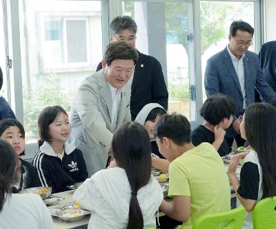 도교육감·도지사·도체육회장, 납읍초등학교 1학생 1스포츠 교육 프로그램 현장방문