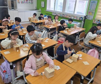 4.3평화인권교육 실시(동백으로 피어난 기억, 교실에서 배우는 평화와 인권)