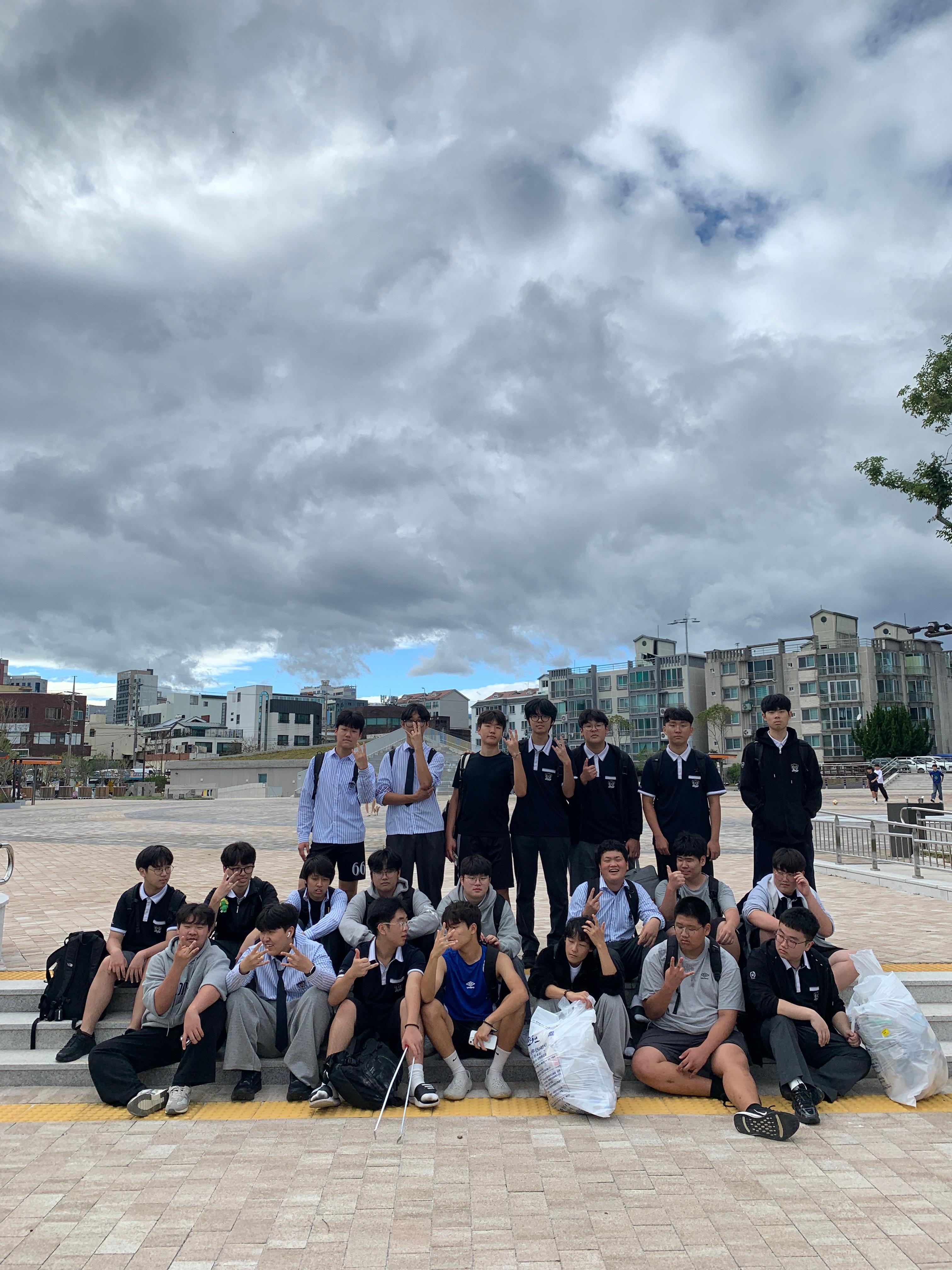 1학년 플로깅 환경정화활동