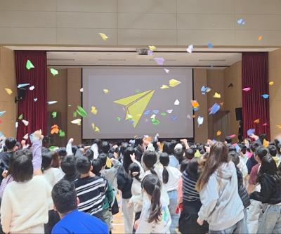 외도초, '혼자가 아니야' 5학년 대상 학교폭력예방 뮤지컬 관람