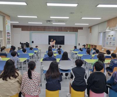건강한 치아를 위한 구강보건교육 및 불소도포 실시