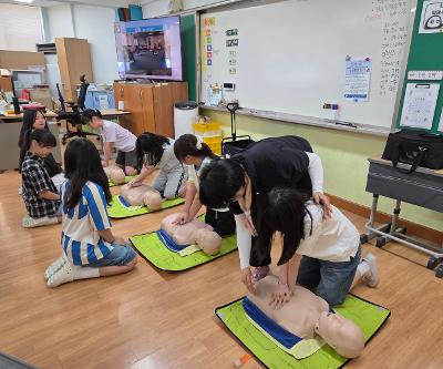4학년 심폐소생술 교육 실시
