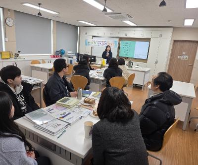 지역에서 답을 찾다 ‘2026학년도 신산초등학교 현장요청형 지역자원 기반 제주이해교육 수업설계 직무연수’ 운영