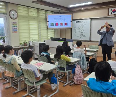 4.3평화인권교육 명예교사 방문수업 실시