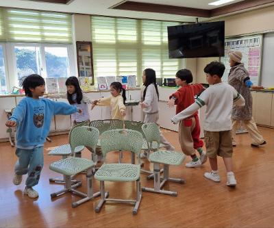 3학년 삼승할망과 함께하는 제주 민요 배우기
