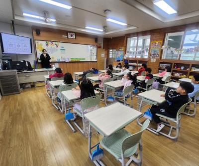 1학년 진로체험 큐브로봇 만들기 