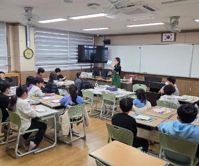 2,4,6학년 예쁜 말을 담아 필통 만들기