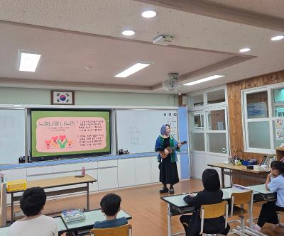 노래로 배우는 즐거운 제주어, 지꺼진 제주어 노래 교실